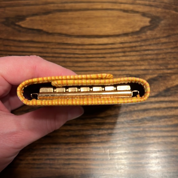 Louis Vuitton 1996 Epi Leather 6 Key Holder Wallet - Picture 6 of 16